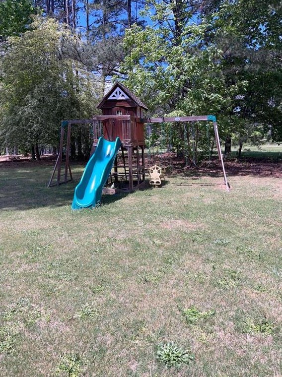 312 Pine Needle Ct, Stockbridge GA 30281-1595 exterior