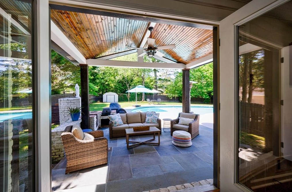 4804 Chamblee Dunwoody Rd, Atlanta GA  30338-5606 exterior