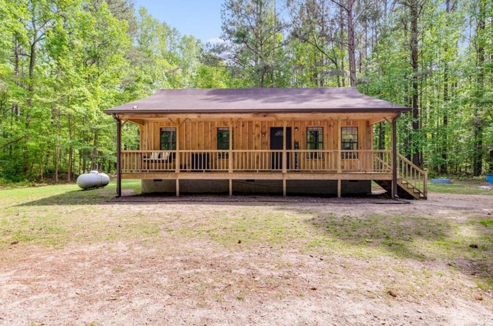138 Hunters Lake Dr, Villa Rica, GA 30180