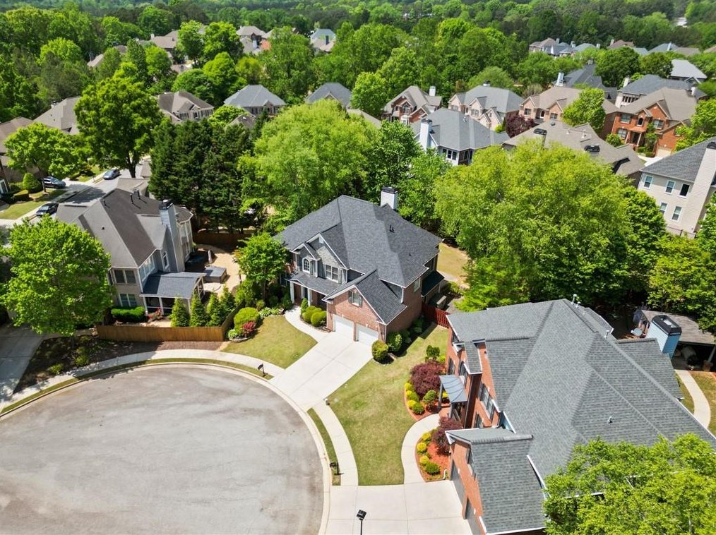 5093 Healey Dr, Smyrna GA  30082-5067 exterior