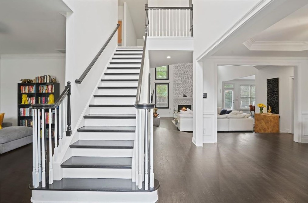 5093 Healey Dr, Smyrna GA  30082-5067 exterior