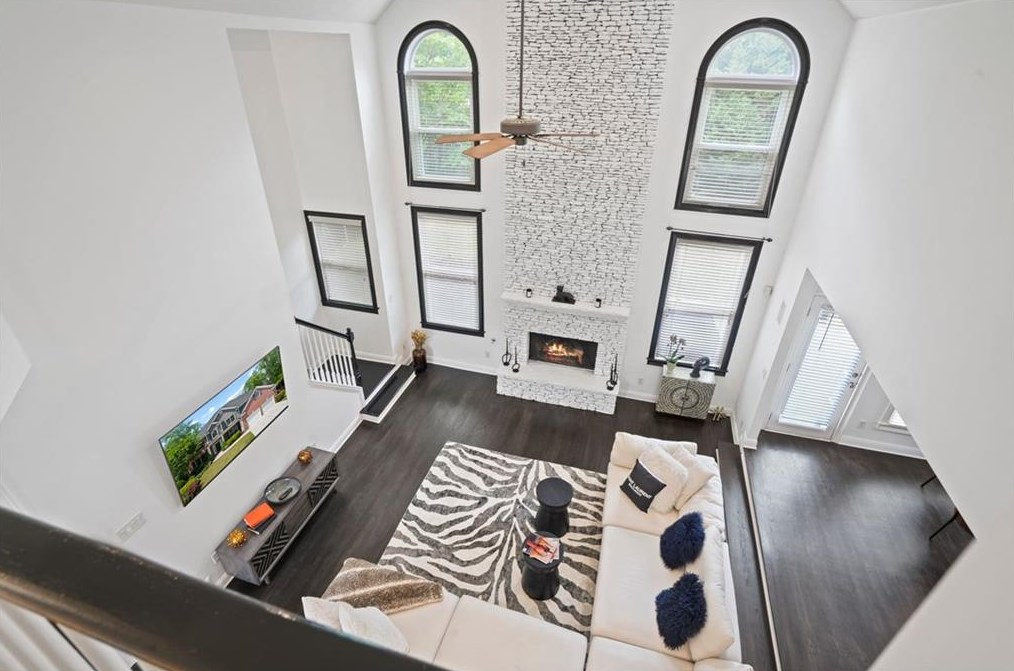 5093 Healey Dr, Smyrna GA  30082-5067 exterior