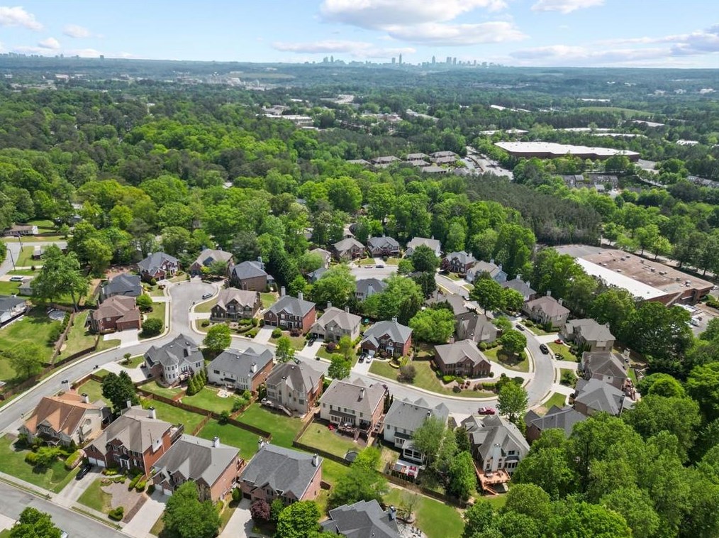 5093 Healey Dr, Smyrna GA  30082-5067 exterior