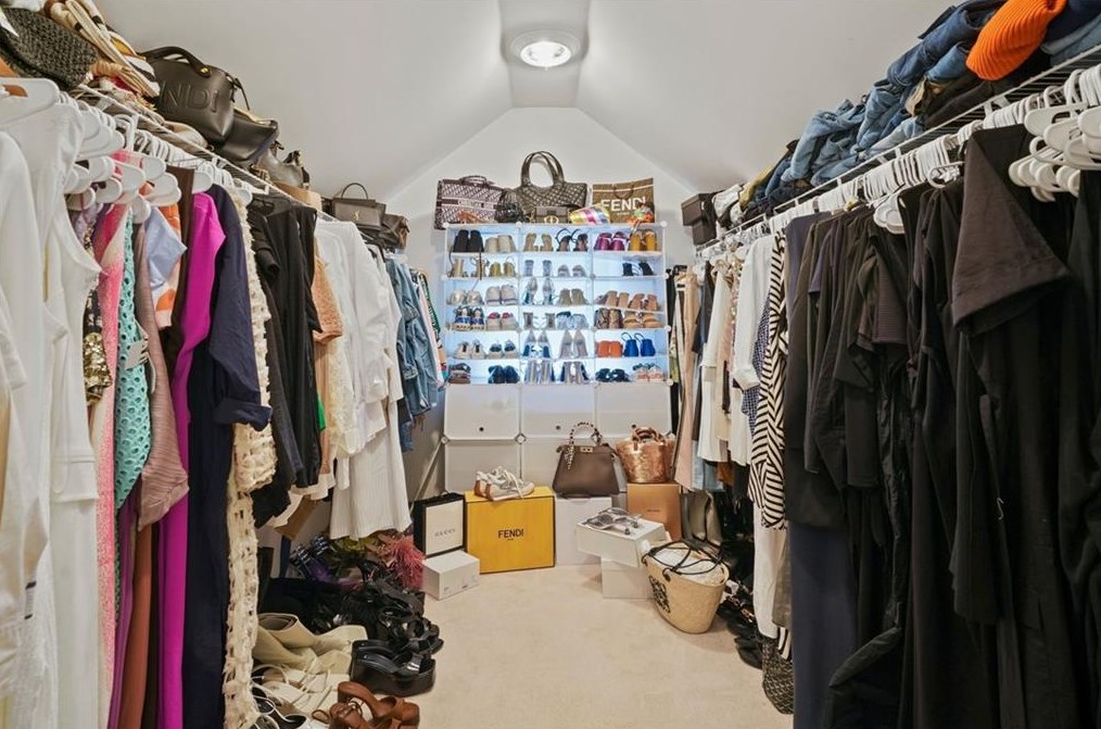 5093 Healey Dr, Smyrna GA  30082-5067 exterior