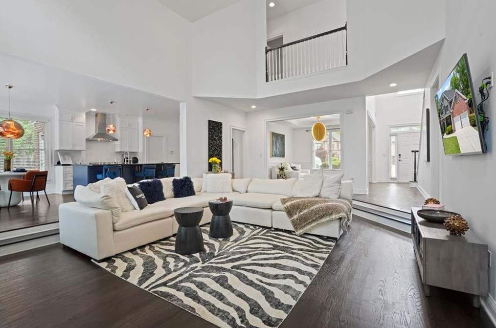 5093 Healey Dr, Smyrna GA  30082-5067 exterior