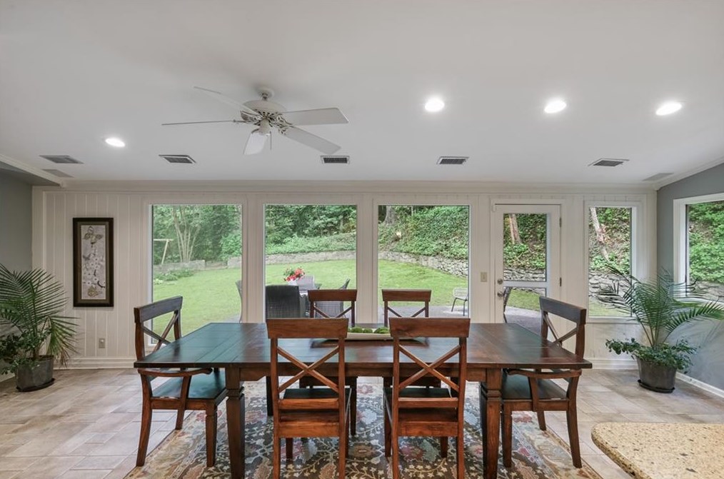 505 Hbr Dr, Atlanta GA  30328-2736 exterior