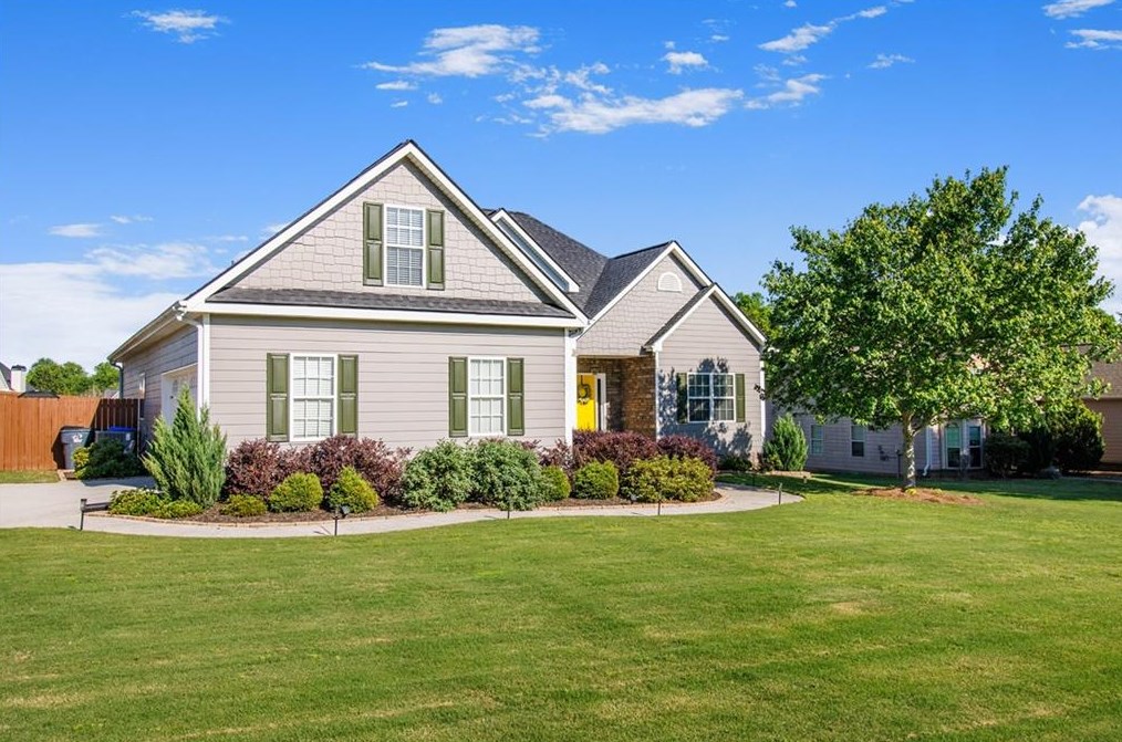 41 Arthur Ave, Jefferson, GA 30549-2298