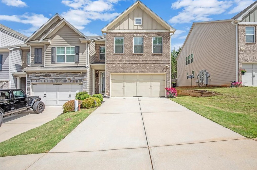 3947 Augustine Pl, Rex, GA 30273