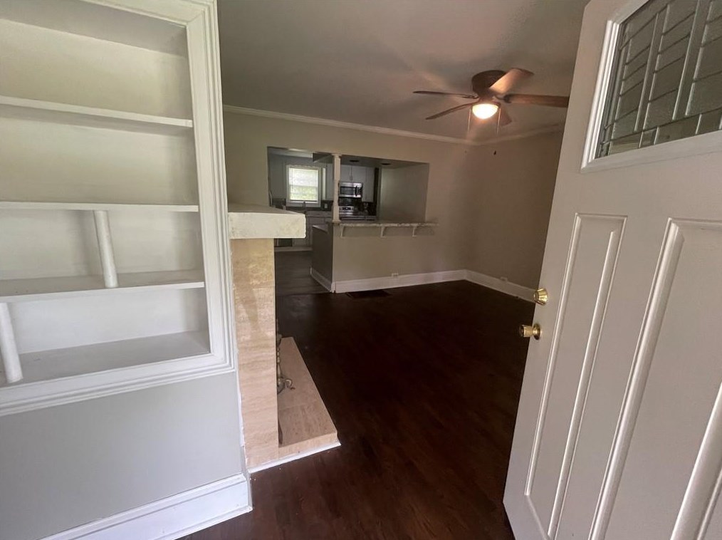 1960 River St, Conyers, GA 30012-3756