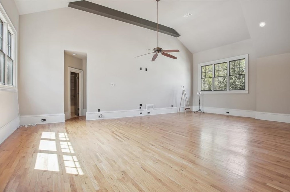 1121 Wimberly Rd, Atlanta GA  30319-2636 exterior