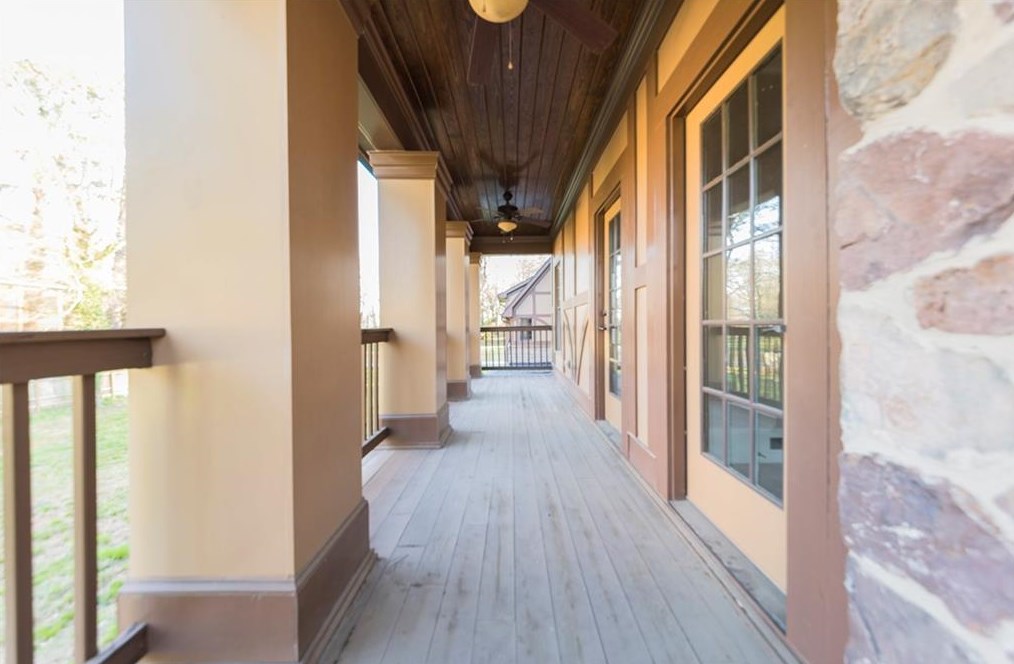 1121 Wimberly Rd, Atlanta GA  30319-2636 exterior
