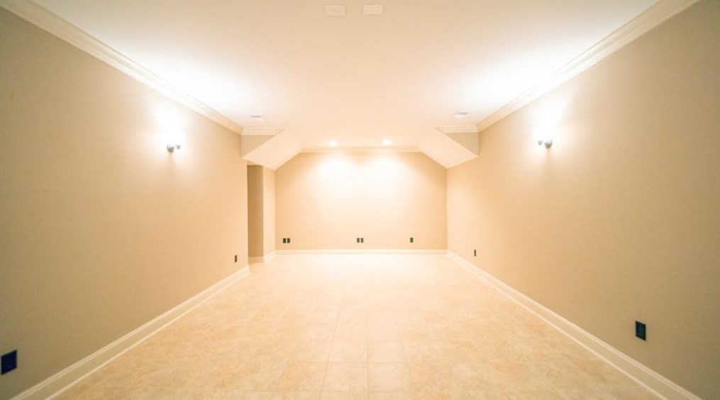 1121 Wimberly Rd, Atlanta GA  30319-2636 exterior