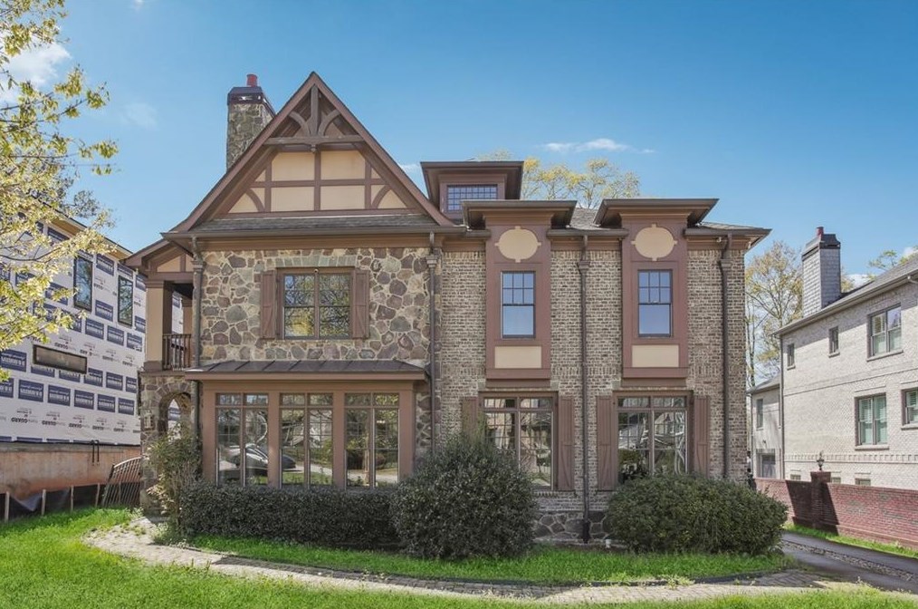1121 Wimberly Rd, Atlanta GA  30319-2636 exterior