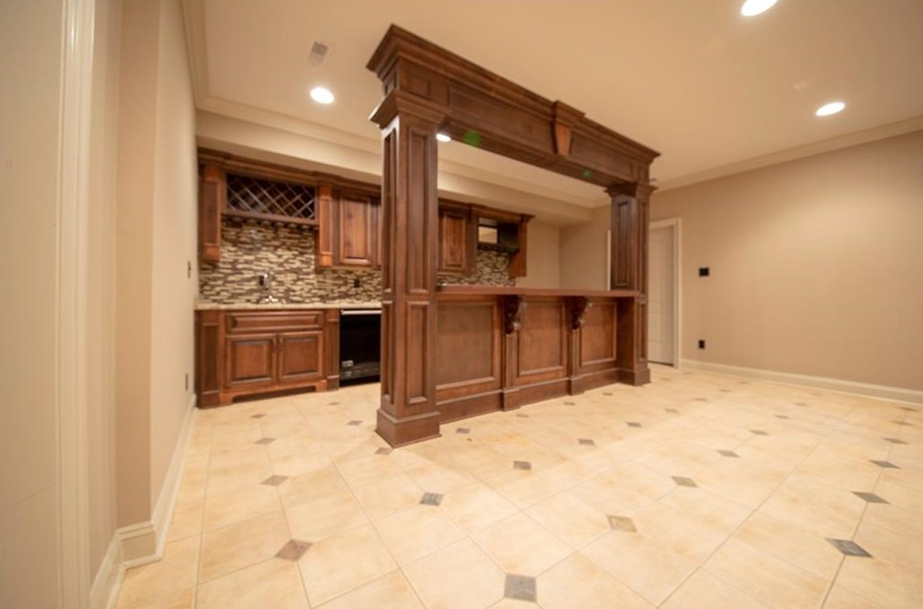 1121 Wimberly Rd, Atlanta GA  30319-2636 exterior