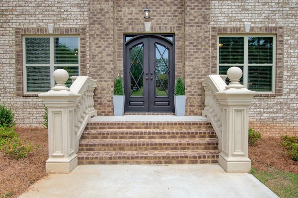 95 River Watch Dr, Porterdale, GA 30014-8341