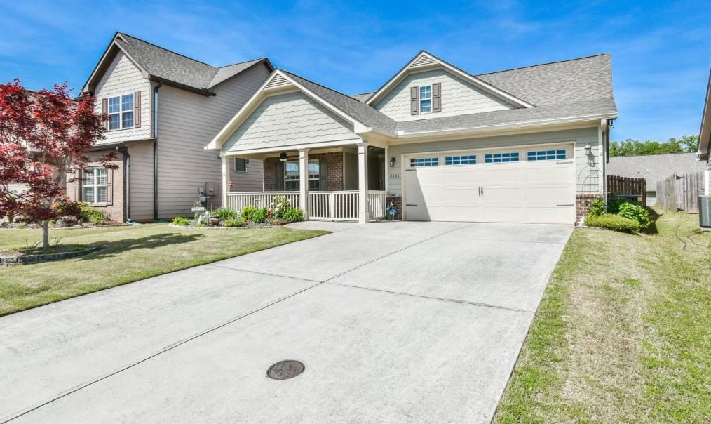 4826 Lost Creek Dr, Gainesville, GA 30504