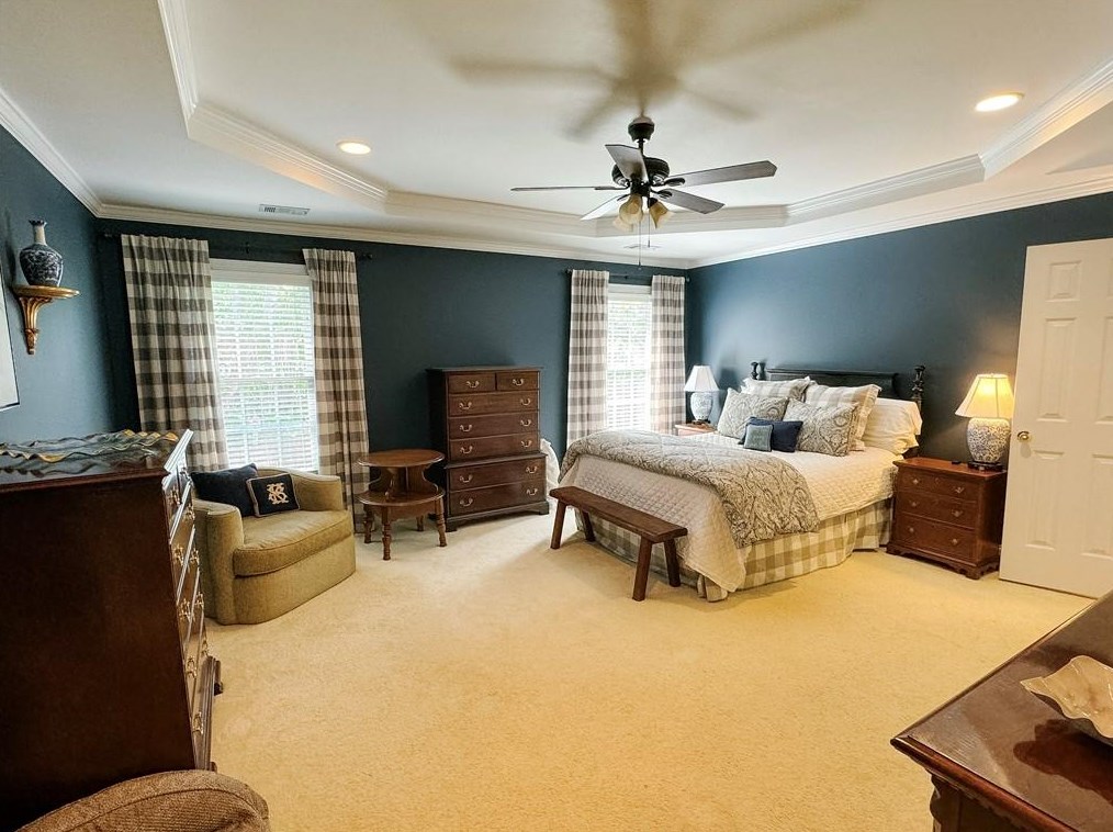 2710 Vinings Oak Dr, Atlanta GA  30339-1581 exterior