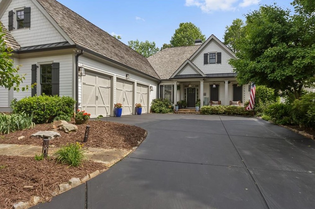 456 River Sound Ln, Dawsonville, GA 30534-0726