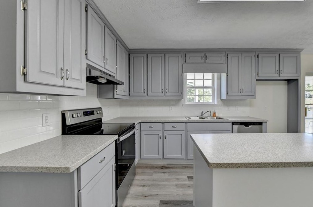 3121 Sardis Rd, Gainesville GA 30506-2013 exterior