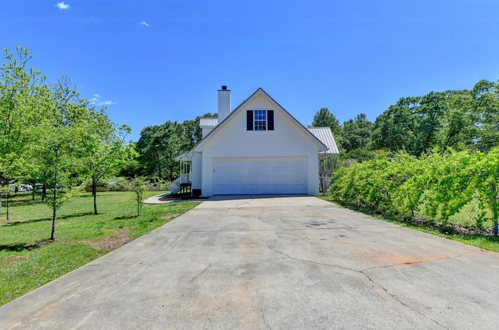 3121 Sardis Rd, Gainesville GA 30506-2013 exterior