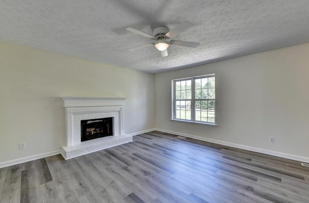 3121 Sardis Rd, Gainesville GA 30506-2013 exterior