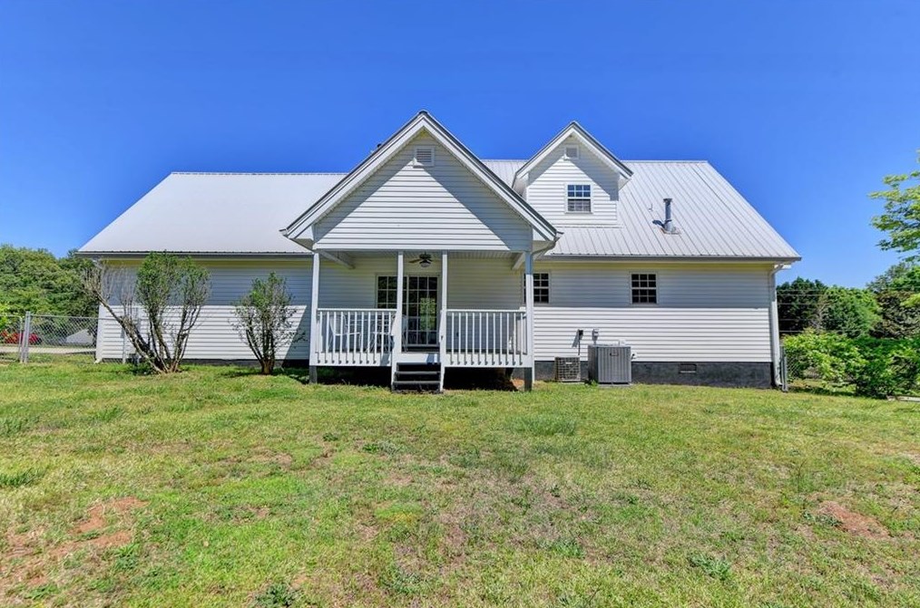 3121 Sardis Rd, Gainesville GA 30506-2013 exterior