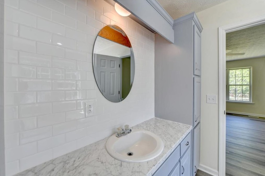 3121 Sardis Rd, Gainesville GA 30506-2013 exterior