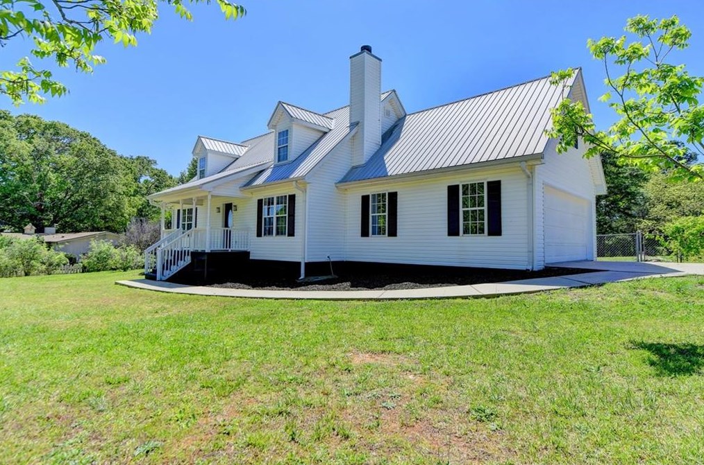 3121 Sardis Rd, Gainesville GA 30506-2013 exterior