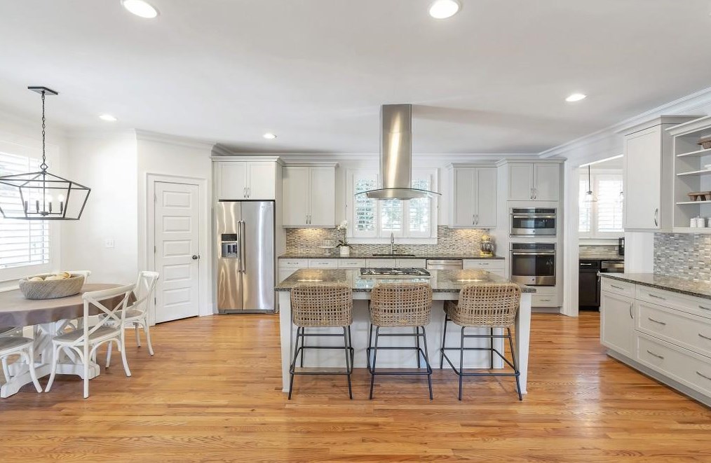 480 Eastland Dr, Decatur, GA 30030-1441