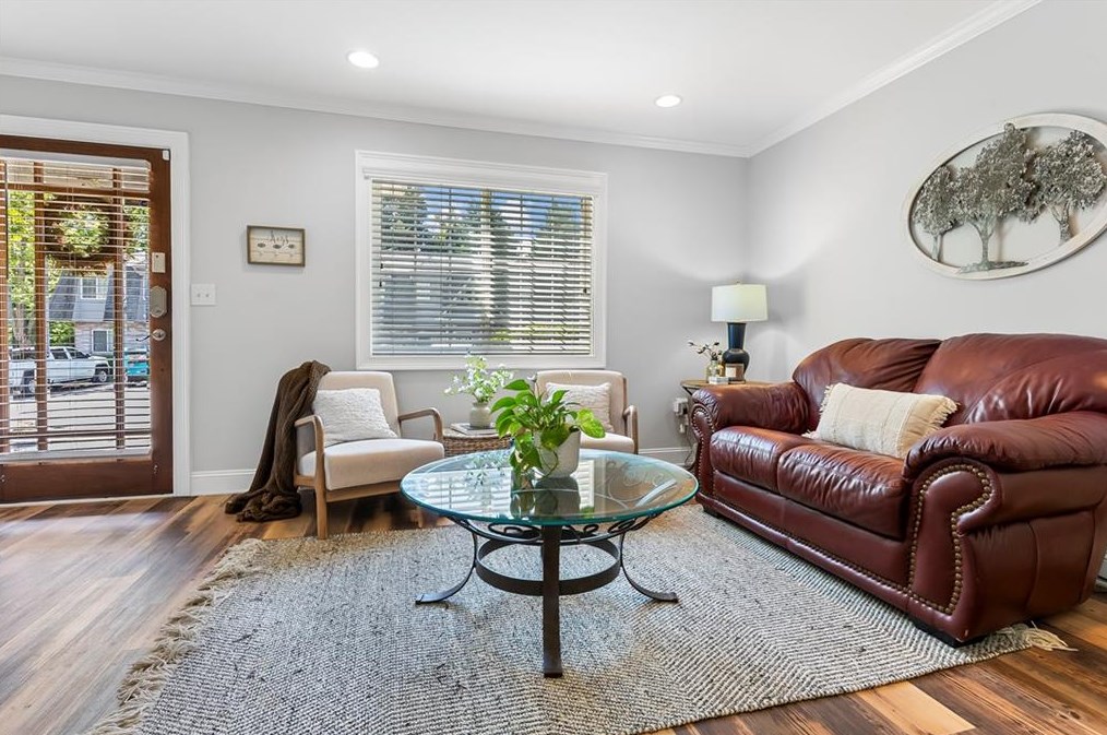 120 Rondak Cir, Smyrna GA  30080-4595 exterior