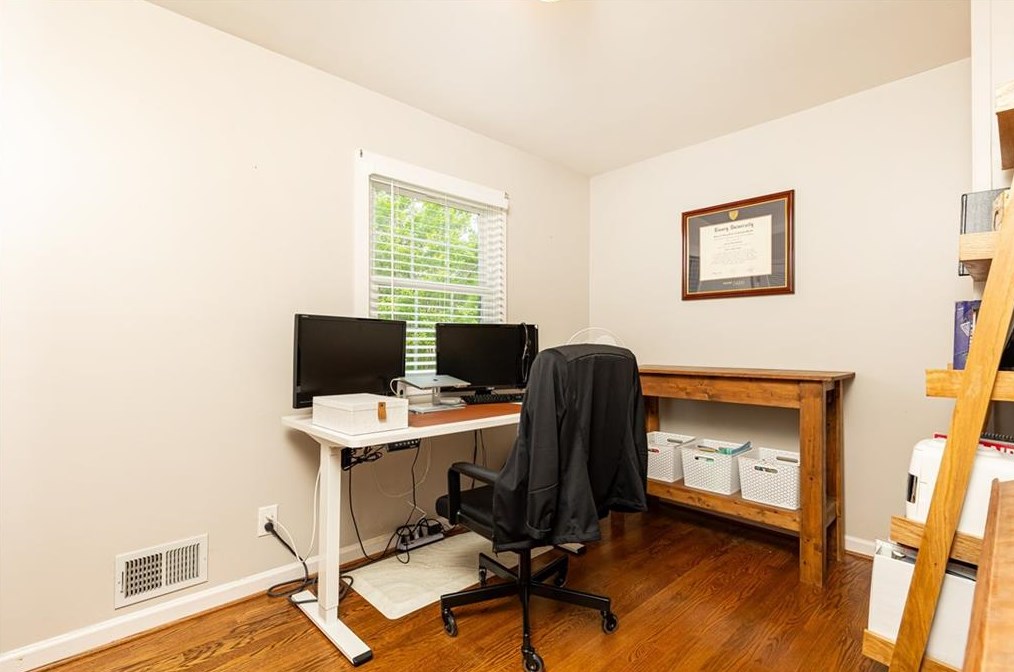 1577 Riderwood Ct, Decatur GA  30033-1505 exterior