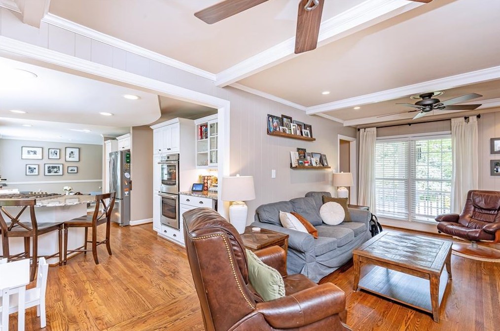 1577 Riderwood Ct, Decatur GA  30033-1505 exterior