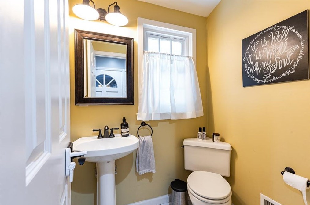 1577 Riderwood Ct, Decatur GA  30033-1505 exterior