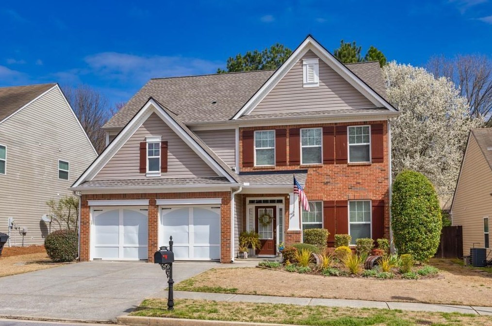 2451 Southhaven Ln, Buford, GA 30519