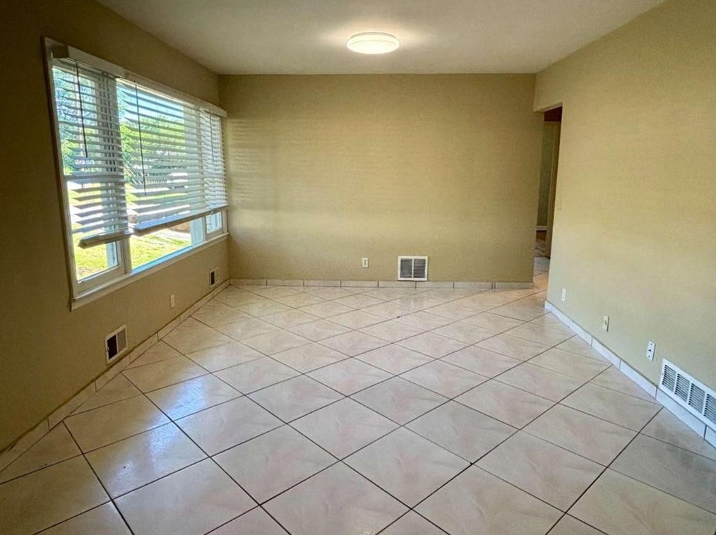 3129 Nursery Rd, Smyrna, GA 30082