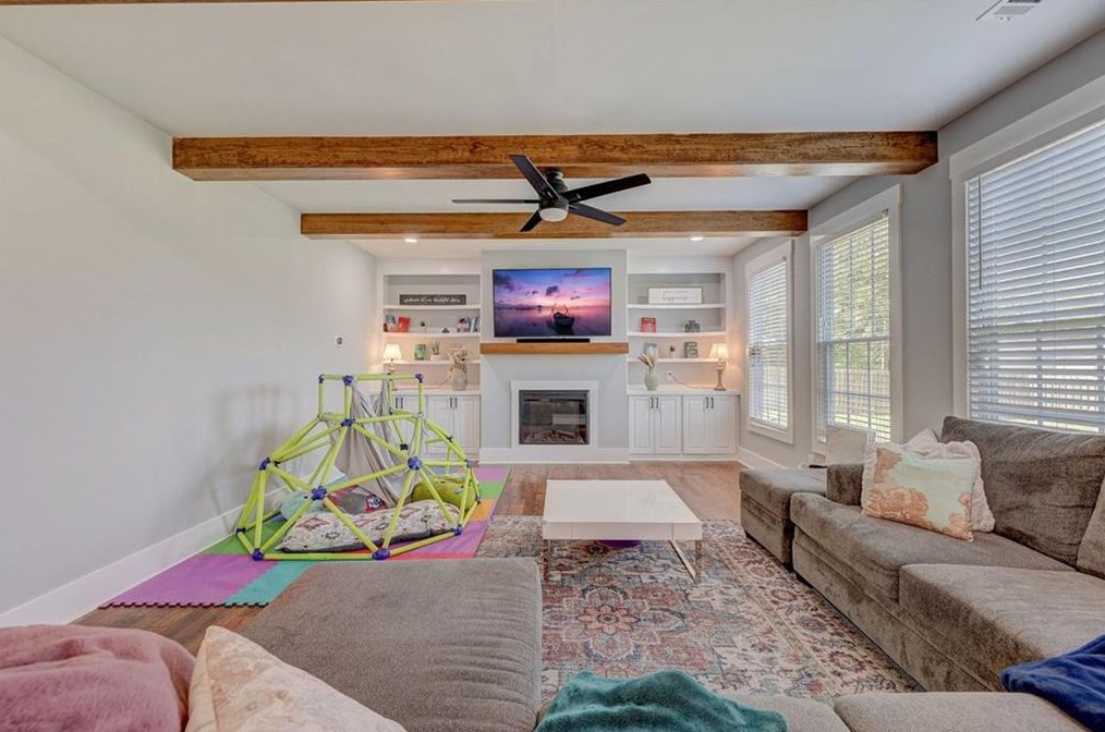 3273 Lenora Church Rd, Lithonia GA  30039-4804 exterior