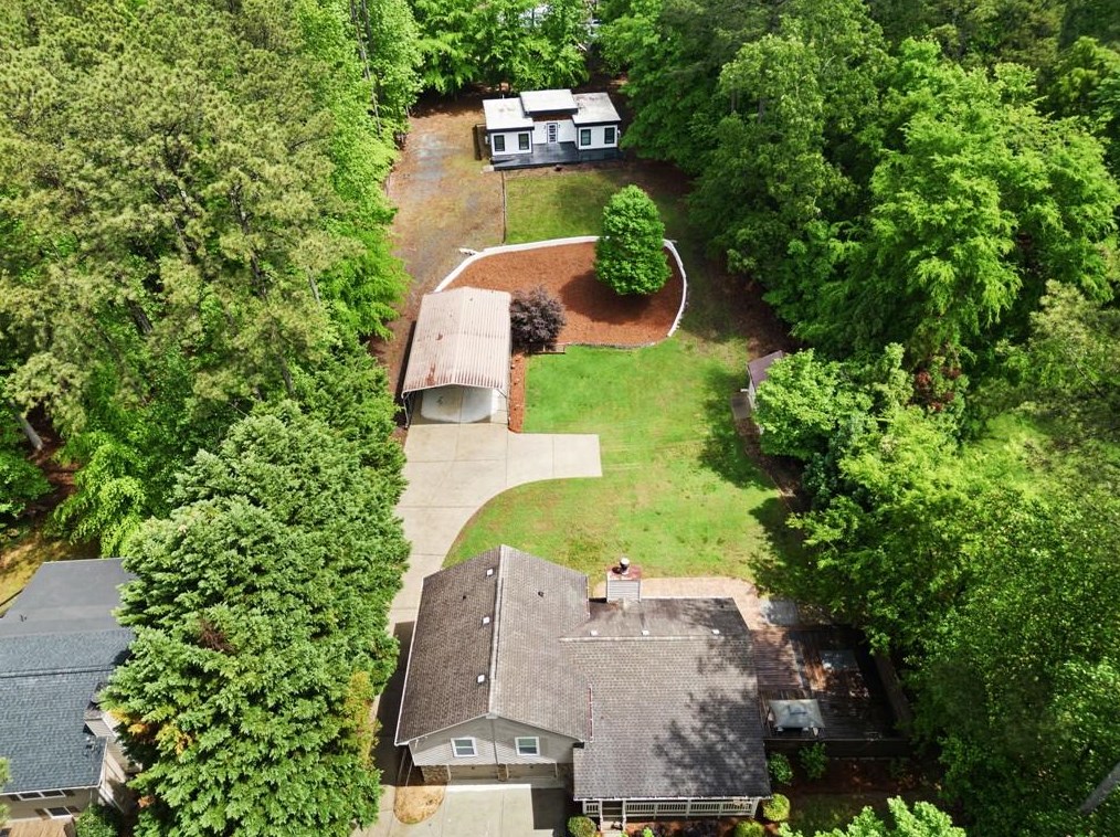918 Victoria Landing Dr, Holly Springs, GA 30189