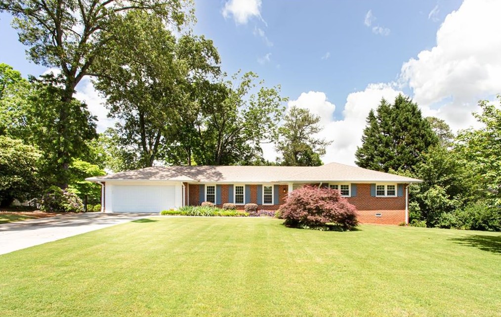 3902 Faronview Rd, Atlanta GA  30340-4607 exterior