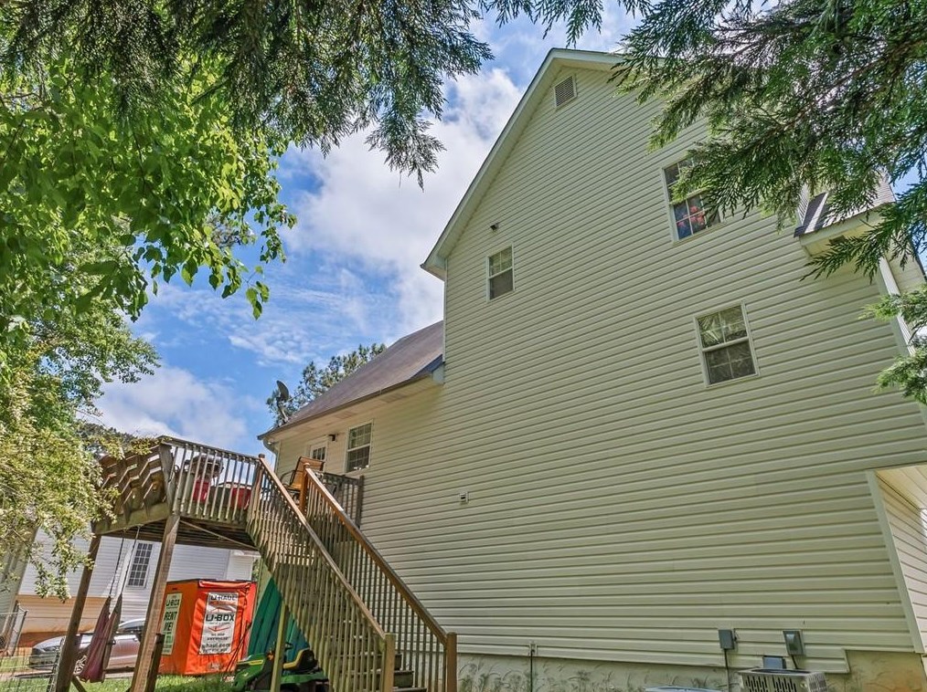 94 Chelsea Walk, Dallas GA 30157-7206 exterior