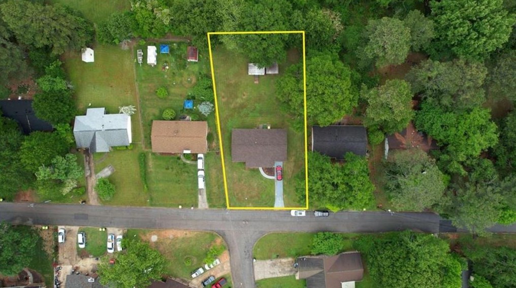 107 Adrian Dr, Stockbridge GA  30281-3009 exterior