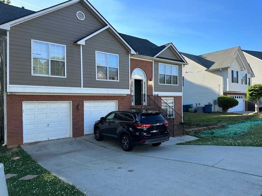 254 Adams Lake Dr, Lawrenceville, GA 30046-5316