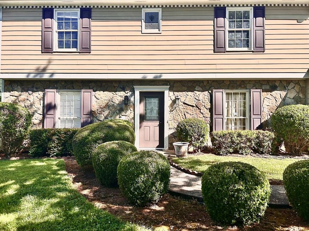 230 Truehedge Trce, Roswell, GA 30076