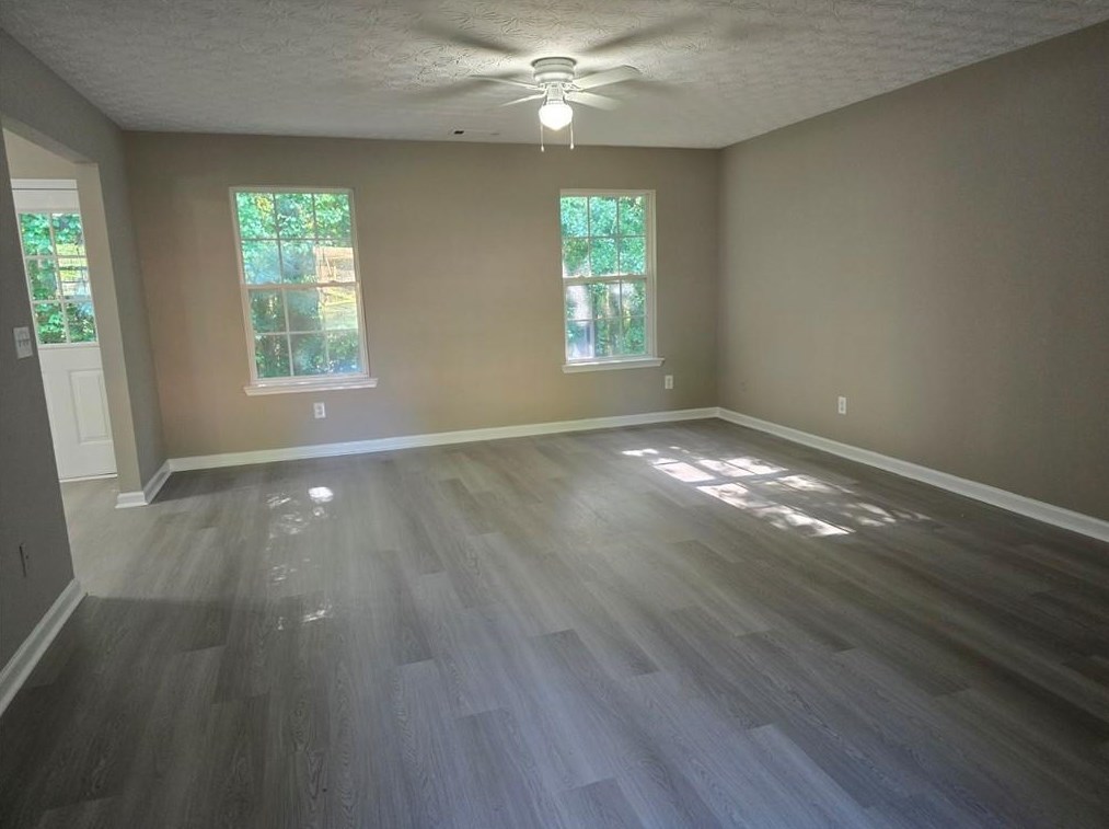 10107 Clearview Dr Nw, Porterdale, GA 30014