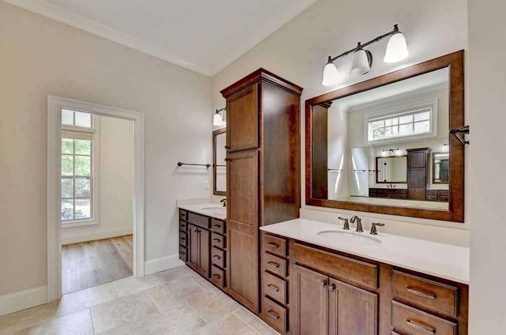 2410 Gracehaven Way, Lawrenceville GA 30043-4944 exterior