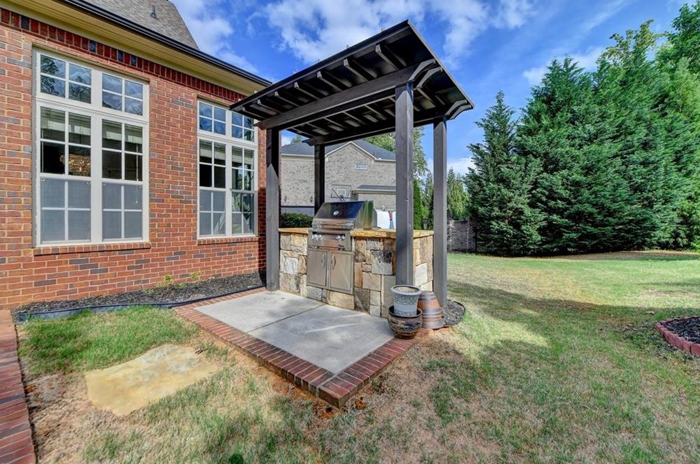 2410 Gracehaven Way, Lawrenceville GA 30043-4944 exterior