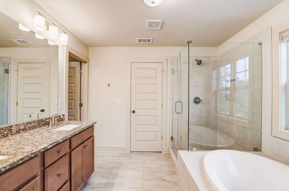 2676 Tilson Rd, Decatur GA 30032-6213 exterior