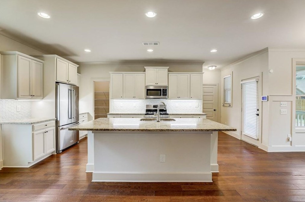 2676 Tilson Rd, Decatur GA 30032-6213 exterior