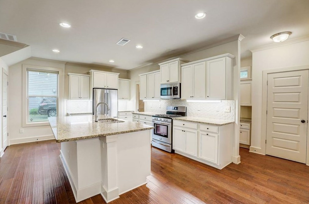 2676 Tilson Rd, Decatur GA 30032-6213 exterior