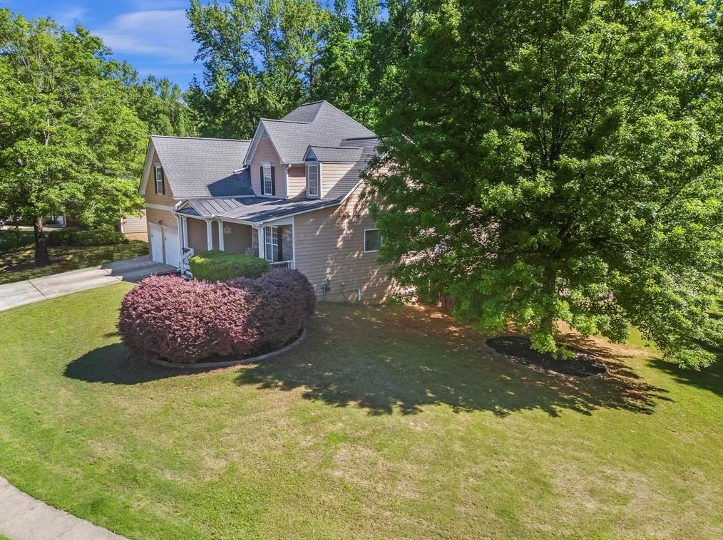 200 Woodview Ln, Holly Springs, GA 30188-6073