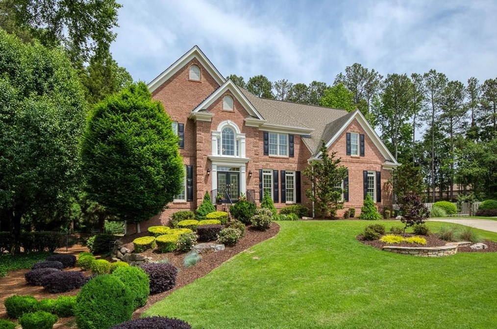 828 Forest Path Ln, Alpharetta, GA 30022-6468